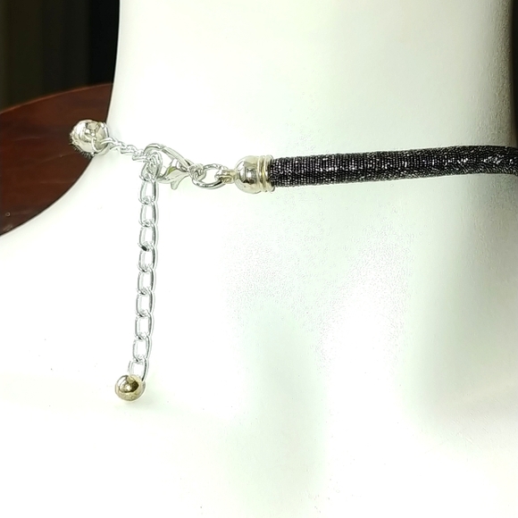 Statement fashion necklace NWT - Picture 4 of 6